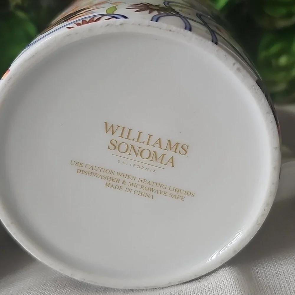 New Williams Sonoma California Porcelain floral Tea Cup / Coffee Mug